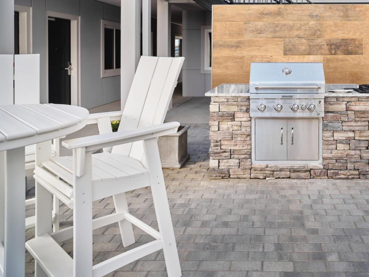 Stayapt Suites San Antonio-Randolph Live Oak Luaran gambar